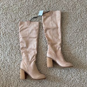 ALTAR’D STATE knee high boots💕